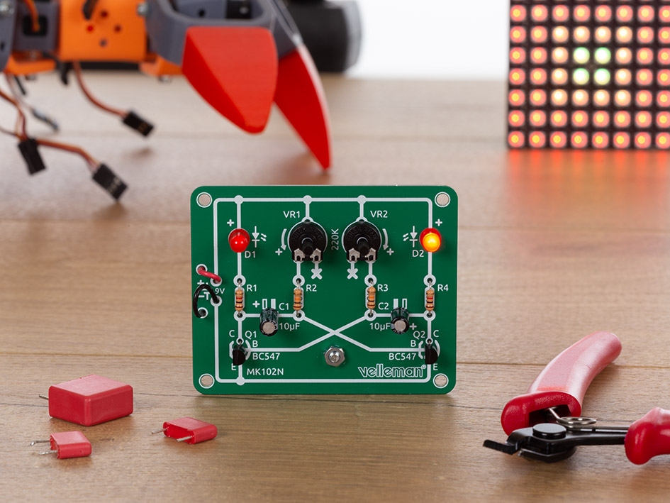 SOLDEERKIT - KNIPPERENDE LEDS 1st.