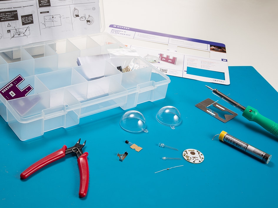 WHADDY'S SOLDEERKIT VOOR BEGINNERS - EDUCATIEVE KIT 1st.