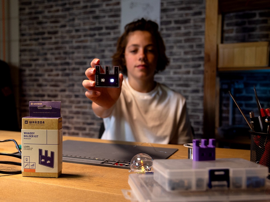 WHADDY'S SOLDEERKIT VOOR BEGINNERS - EDUCATIEVE KIT 1st.