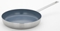 Young bakpan met Thermolon Granite 28 cm
